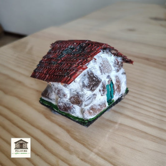 Casinha em Pedra e Madeira 7 cm – Arte Rústica com Alma